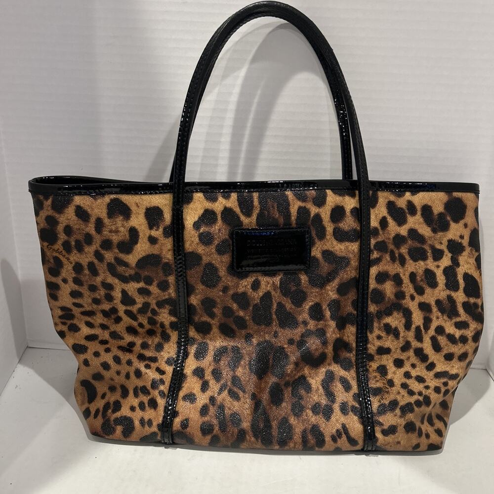 Dolce & Gabbana Leopard Print Tote Bag! Luxury Dolce Gabbana Purse!